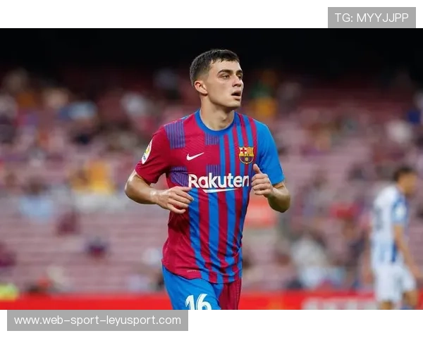 托拉斯伤瘸牵动巴萨中场，复出成赛季最大变数