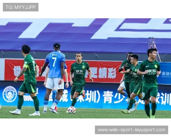 球员在中超中实现关键救场表现被球迷称赞，中超球员入场