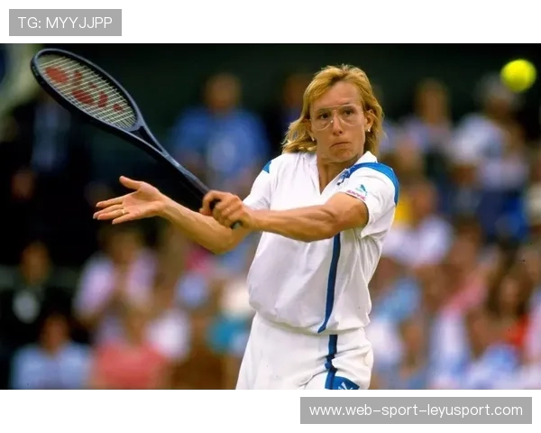 职业网球赛中针对左撇子球员的战术应对策略与实证